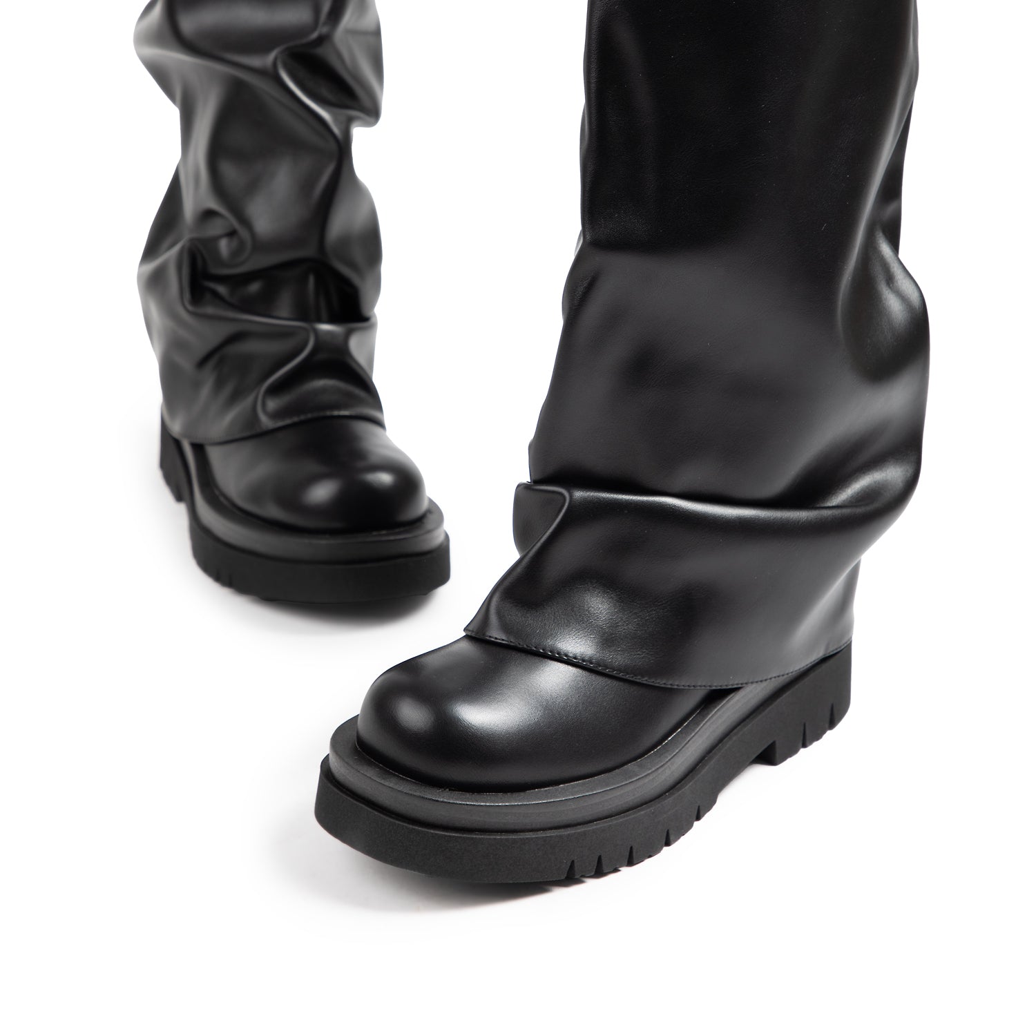 RAID Alinni Knee High Boot in Black - Image 3