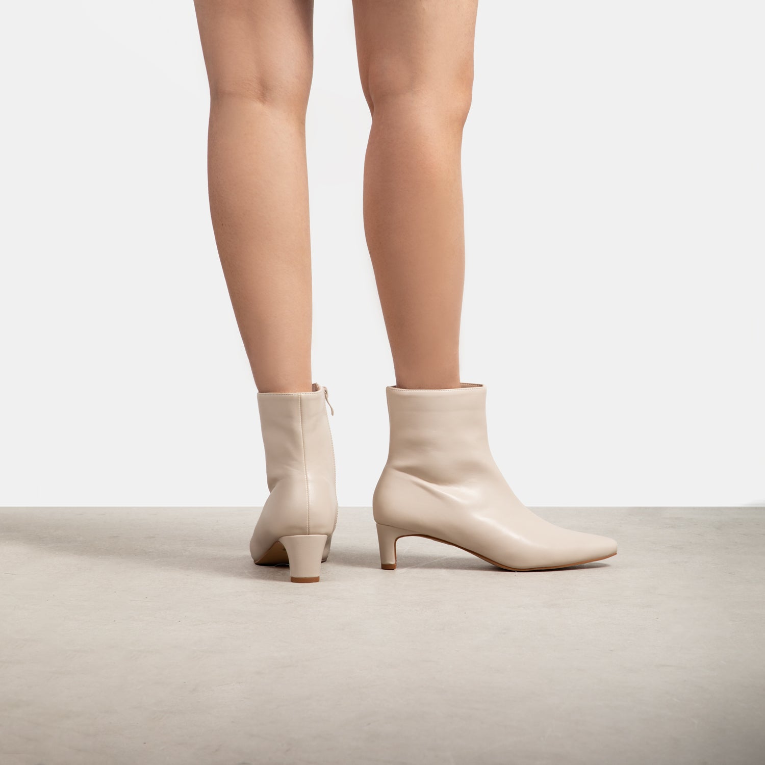 RAID Lynsey Ankle Boots in Cream - Image 3