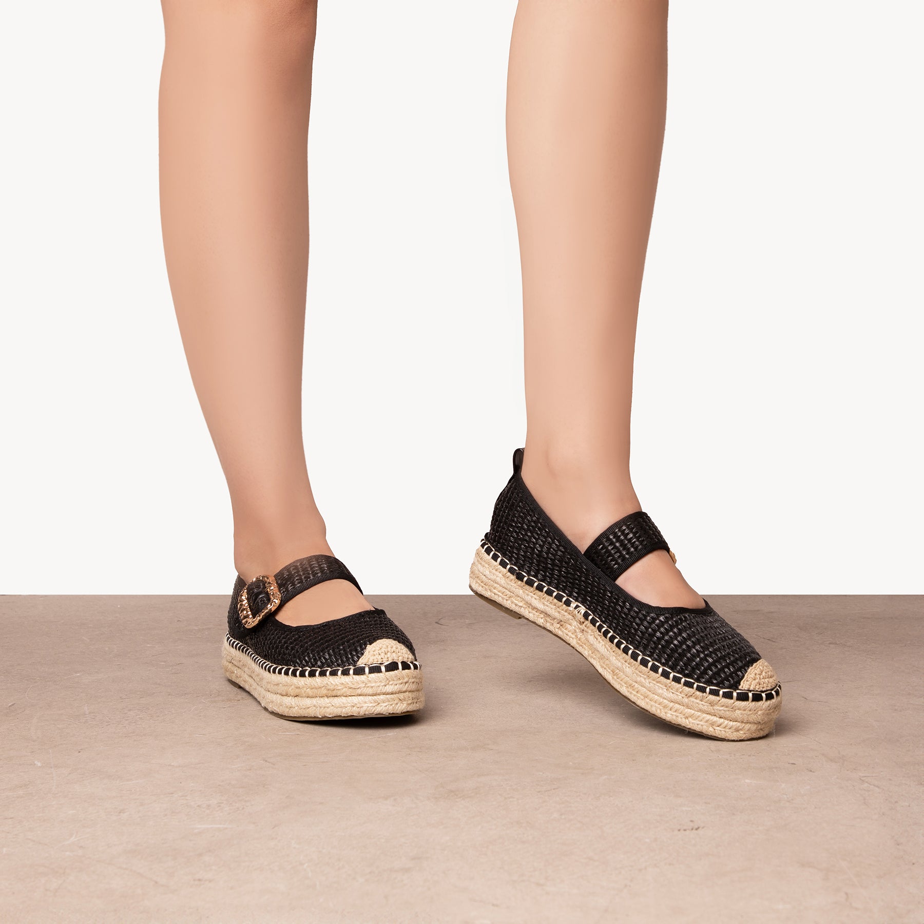 RAID Tisca Flatform Sandals in Black Raffia - Image 2
