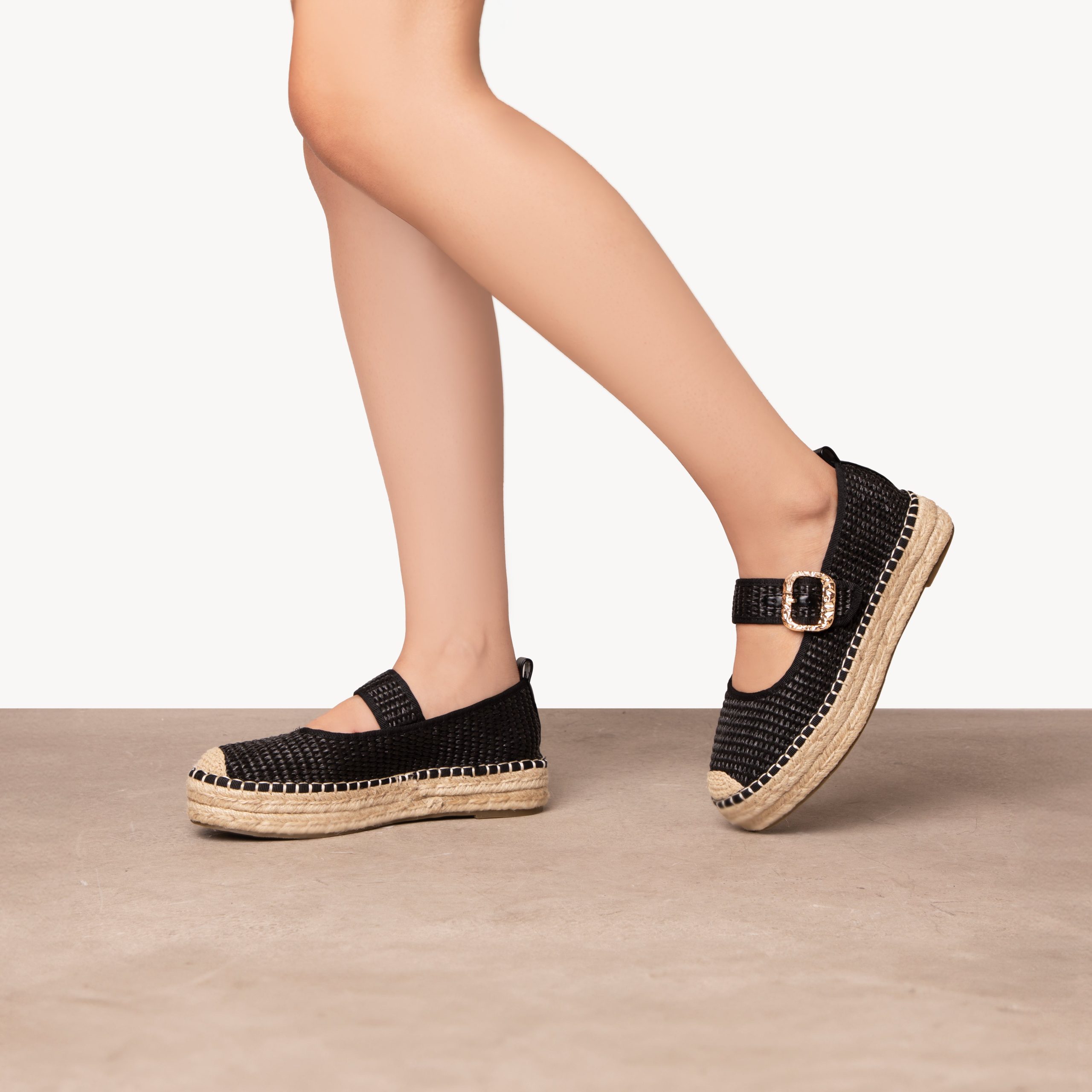 RAID Tisca Flatform Sandals in Black Raffia - Image 3