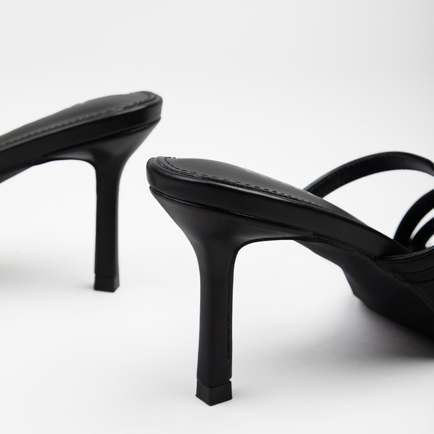RAID Tosca Heeled Mules in Black - Image 3